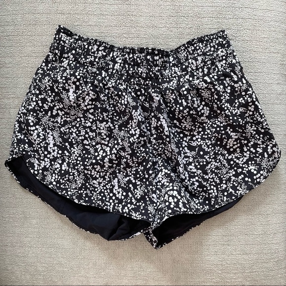 lululemon Choose A Side Short in black and white 🤍 - Picture 4 of 4